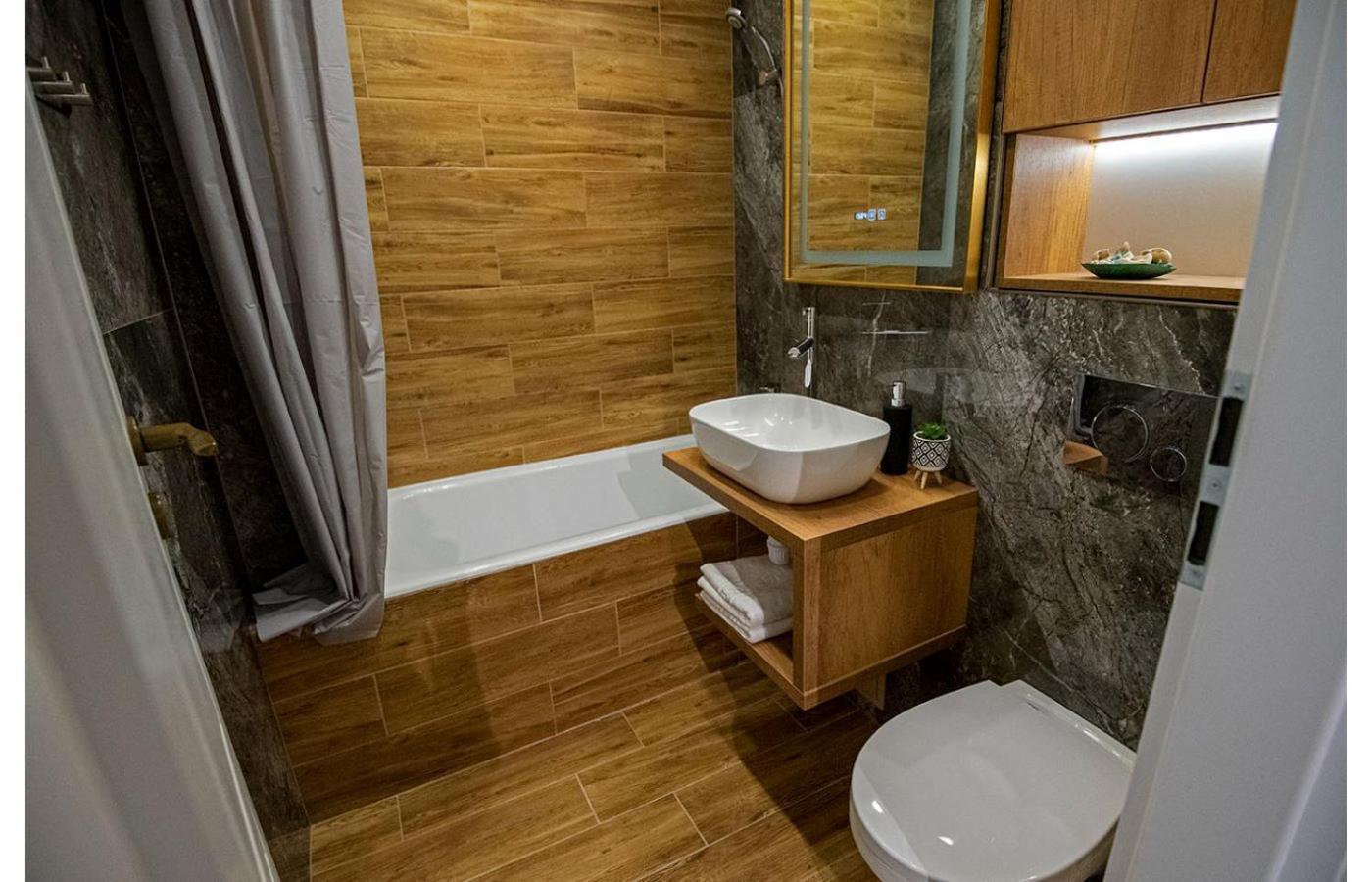 Awesome Apartment Bucureşti Ngoại thất bức ảnh