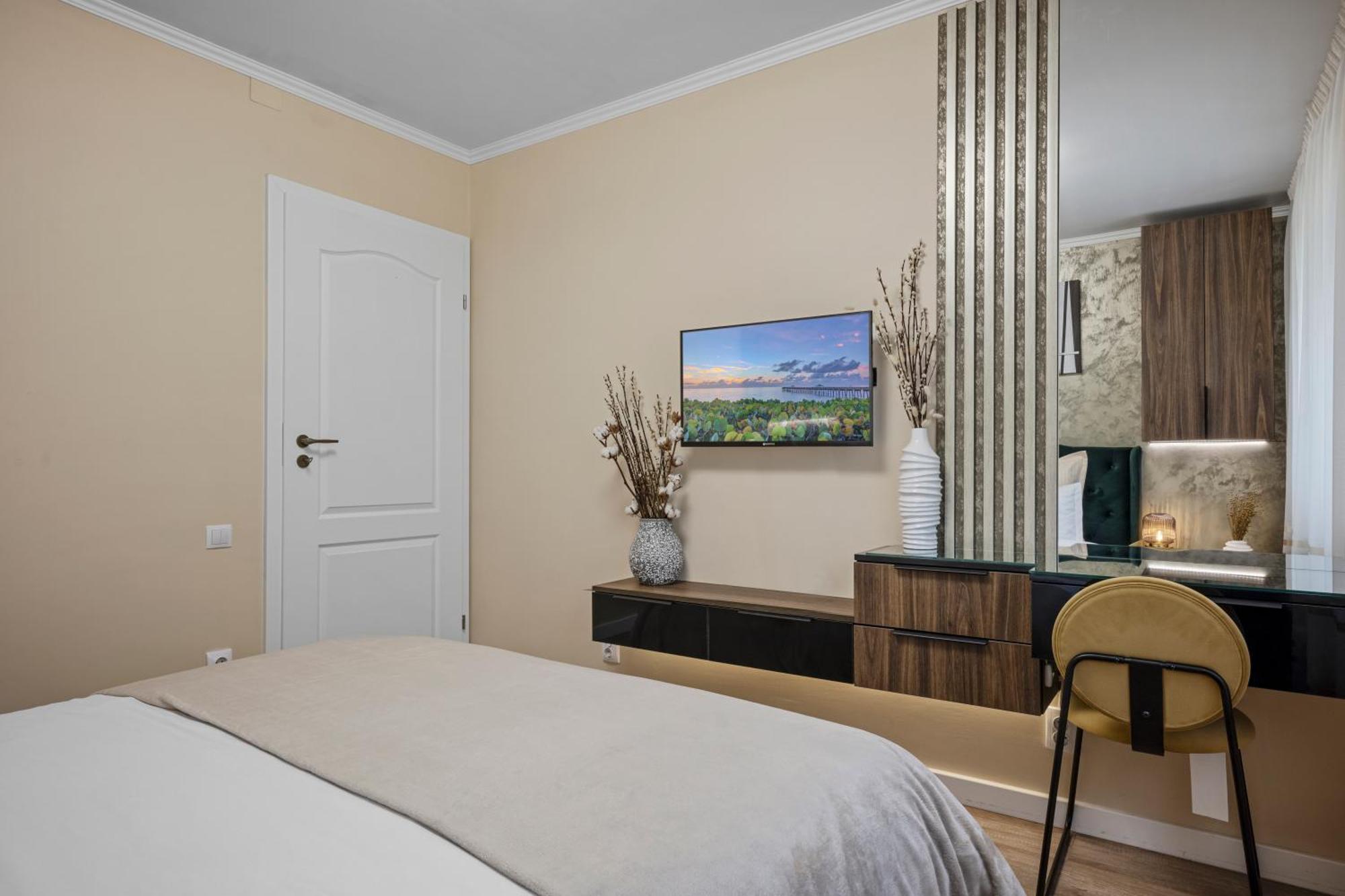 Awesome Apartment Bucureşti Ngoại thất bức ảnh